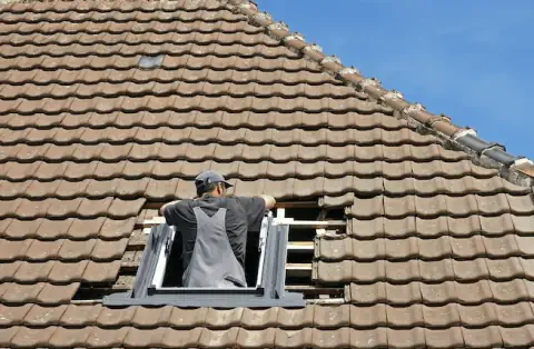 Pose de velux - Château-Renard